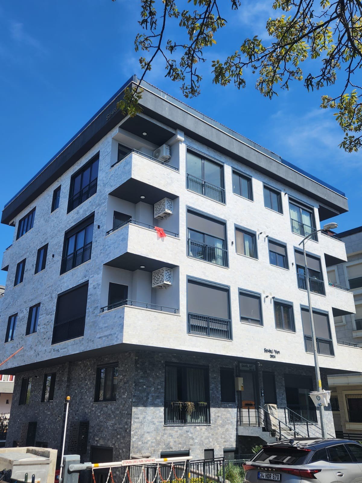 Sahil Apartmanı — Kadıköy/Kalamış